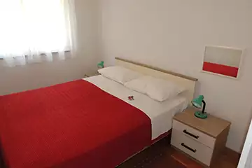 Apartment 2 photo 4