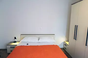 Apartment 3 photo 4