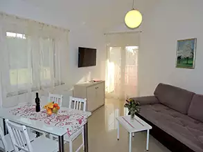 Apartment 4 — interior