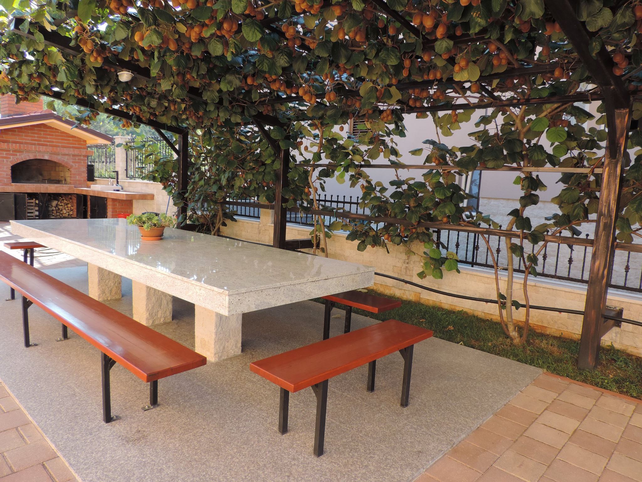 BBQ area photo 2