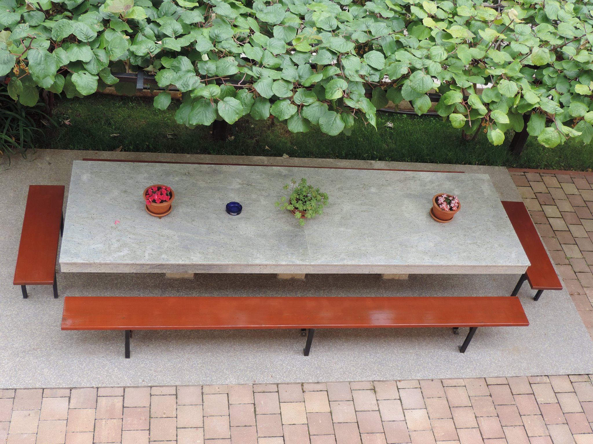 BBQ area photo 3