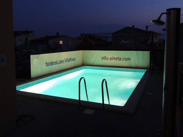 Pool photo 1