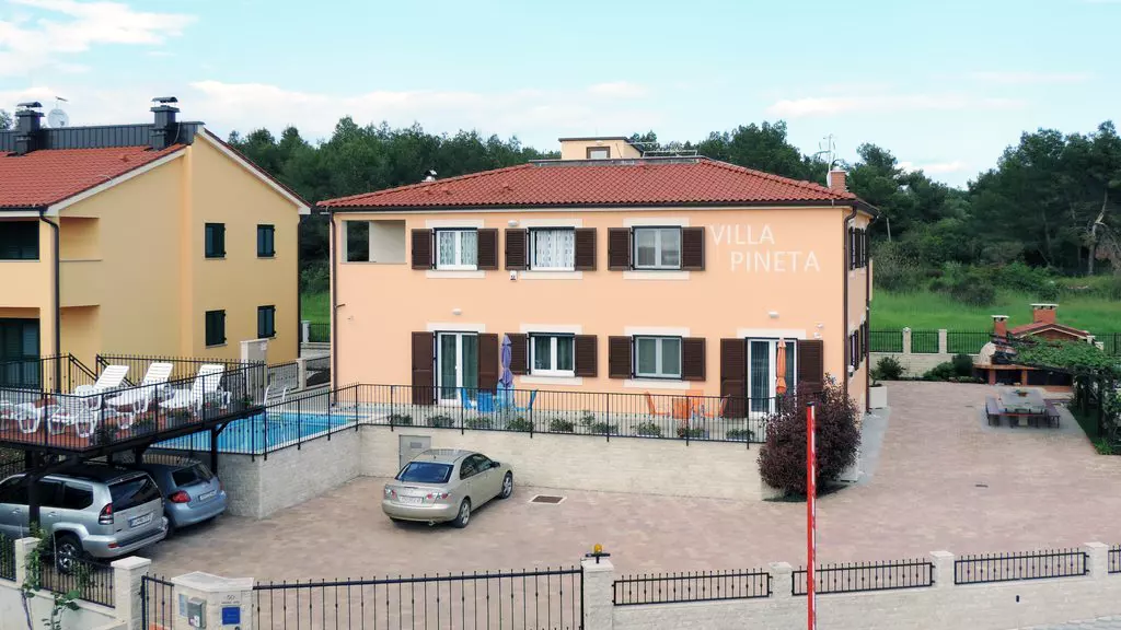 Villa Pineta photo 1