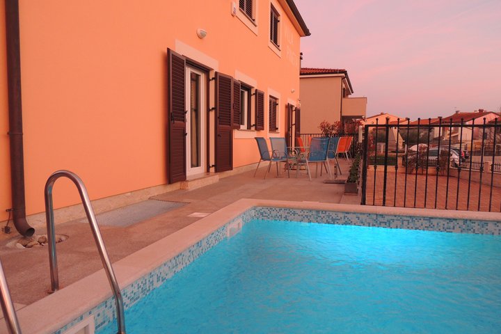 Villa Pineta, pool